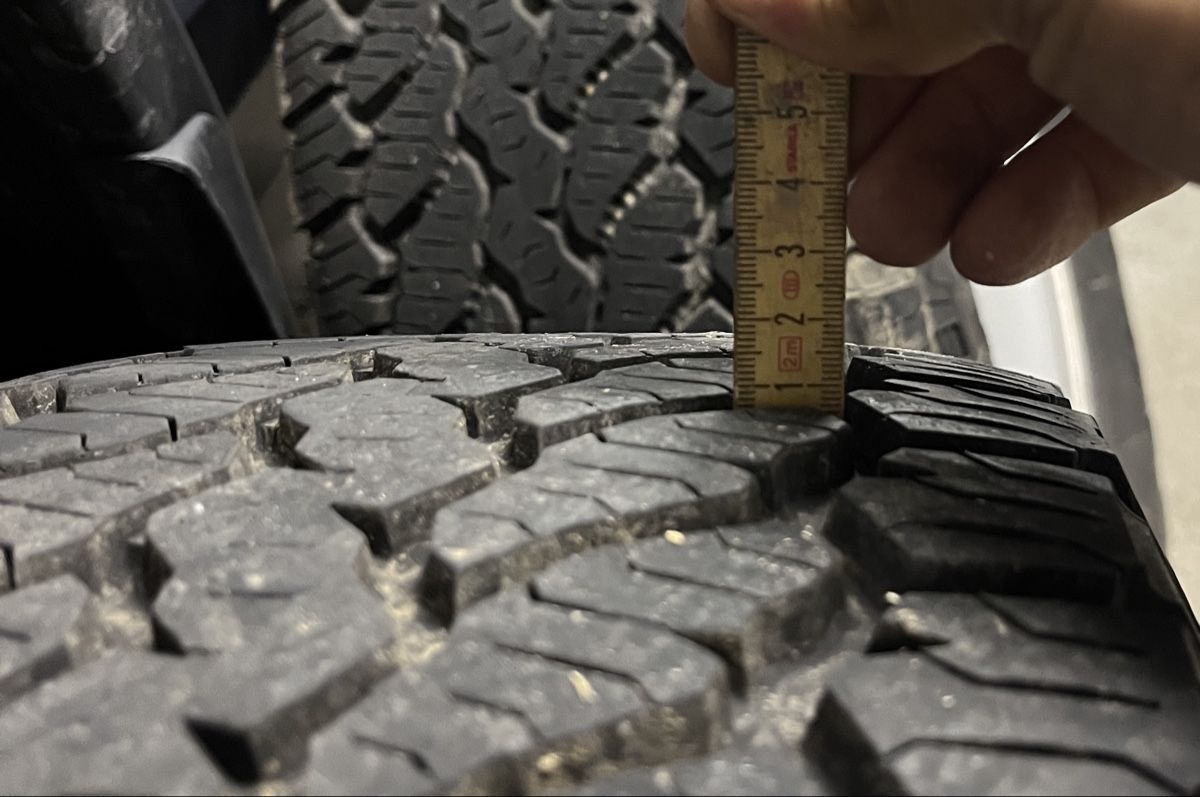 Pneus & Kompletträder: 4 Kompletträder mit AT Bereifung… Jeep – Gebraucht aus Grabserberg von qui_97yy 2