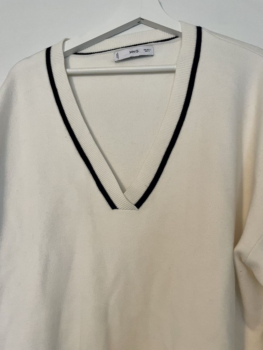 Mango Pulls & Sweat-shirts: Mango White Sweater, Size L – Neuf (Voir description) à Roche VD par closetcleanse 2