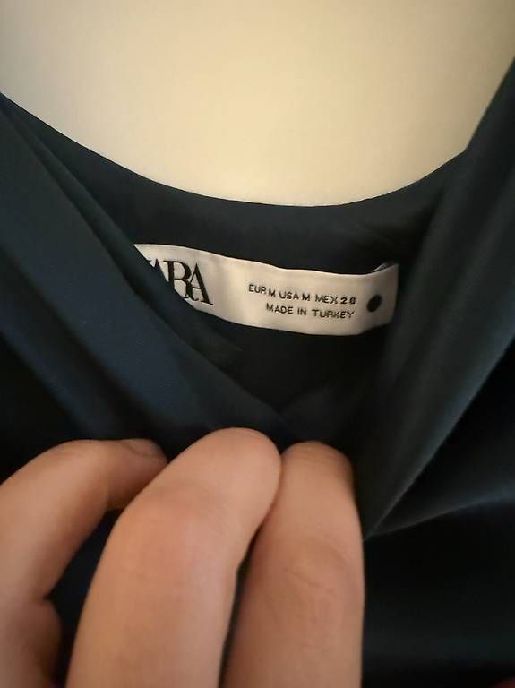 Kleider: ZARA SLIP DRESS  SIZE M! – Gebraucht aus Wallisellen von Marij1986 2