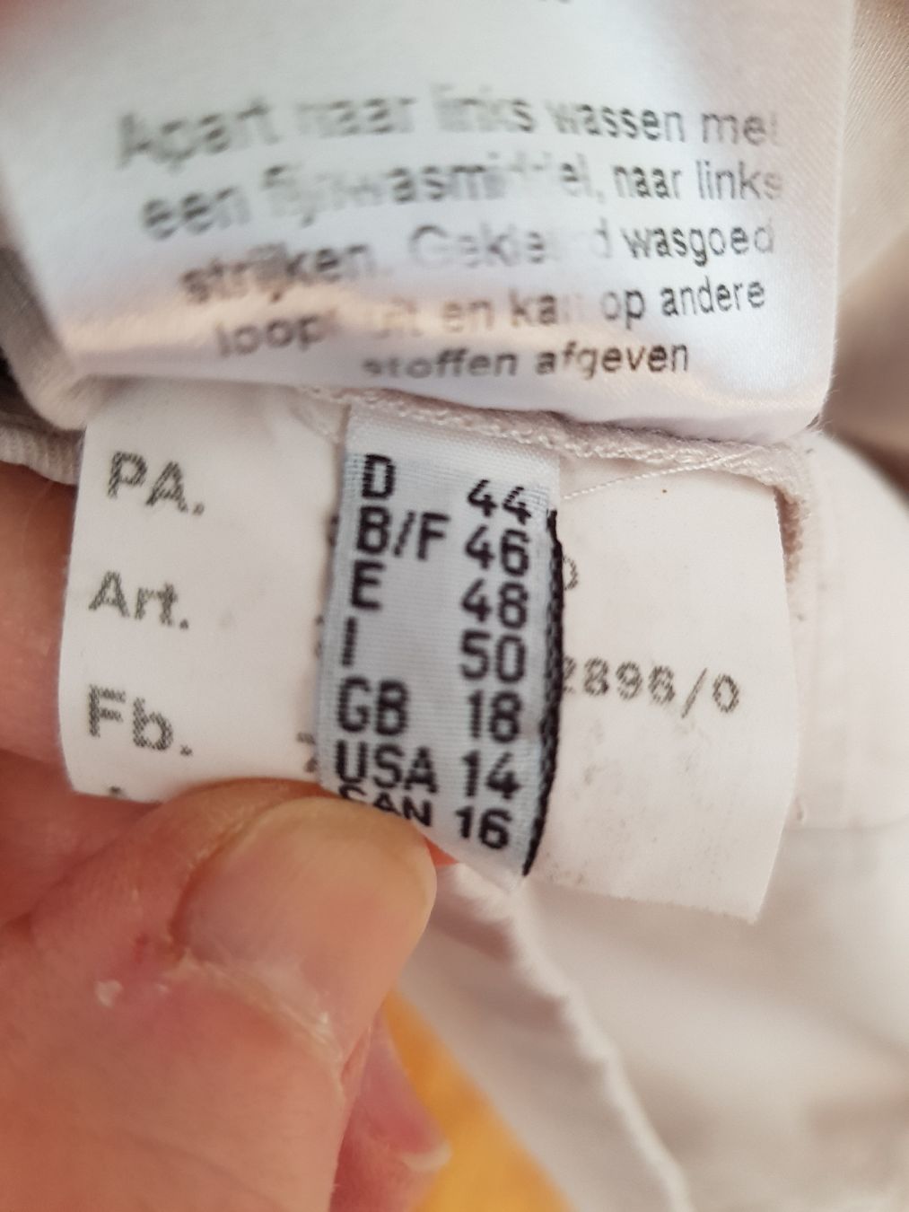 Vestiti: Robe Hauber crème, taille 44 – Usato da Veyrier venduto da sosozizou 6