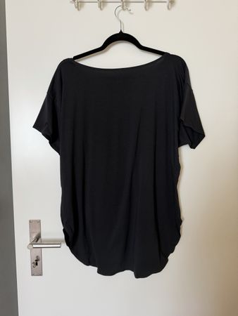 T-Shirt Uniqlo schwarz Grösse M guter Zustand