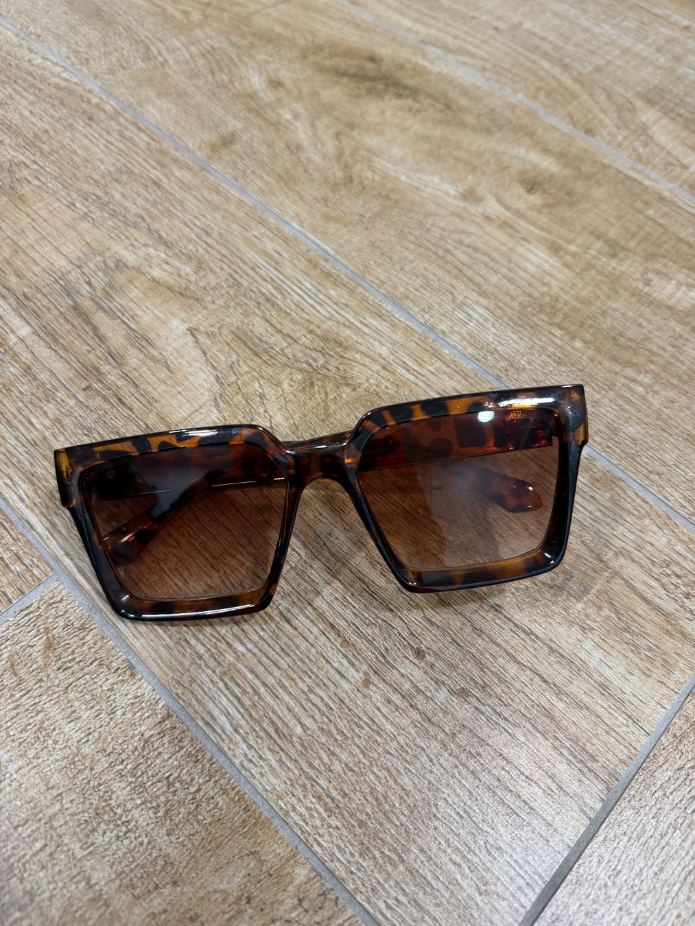 Occhiali & Lenti: Sonnenbrille Top Zustand – Usato da St. Gallen venduto da kka_l9wg