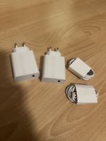 2 Ladegeräte + USB-Kabel Neu