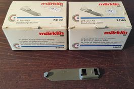 MÄRKLIN: 40 X SOCKELN FÜR FAHRLEITUNGSMASTEN 74109