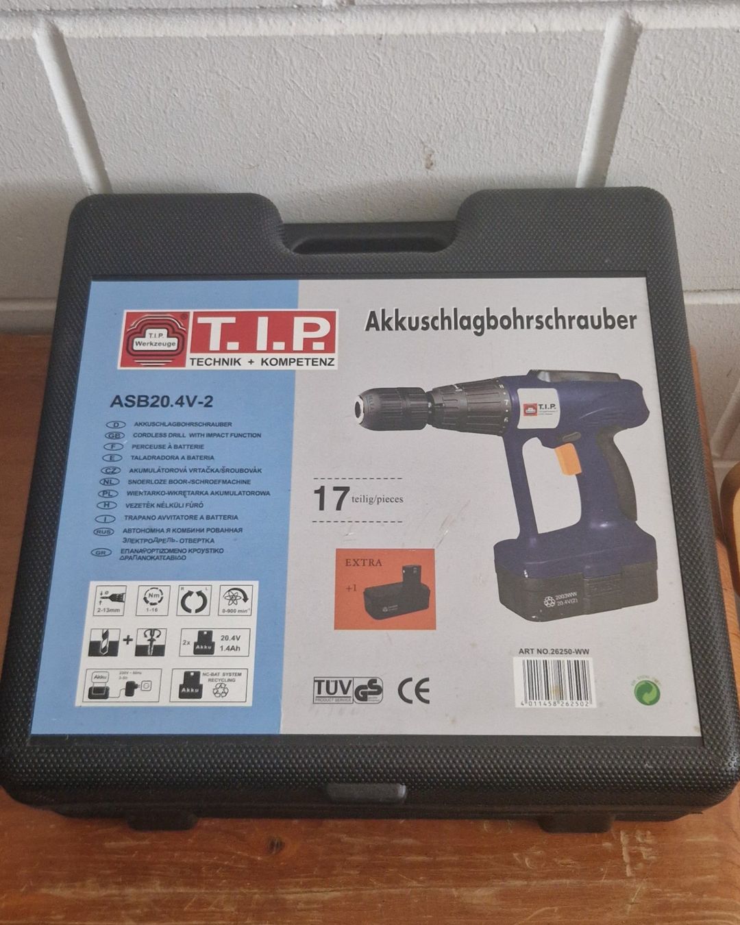 Bohrmaschinen: Akkuschlagbohrschrauber – Gebraucht aus Niederbipp von jar_ld82