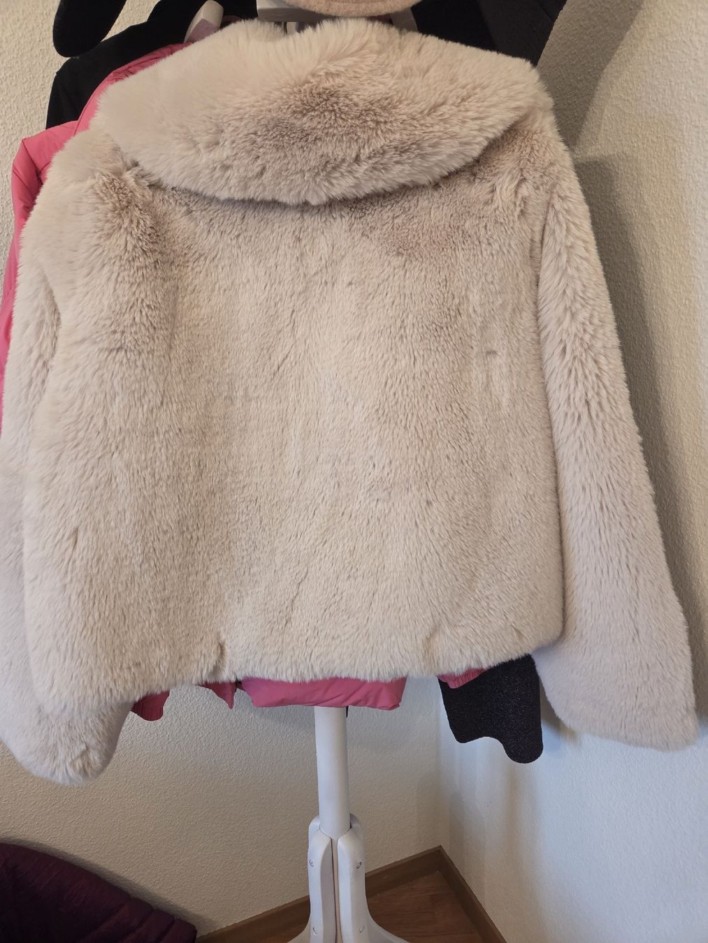 Giacche: Super Kurzjacke Grösse 36 in hellgrau – Nuovo e nell'imballaggio originale da Zürich venduto da ELISABETHA47 1