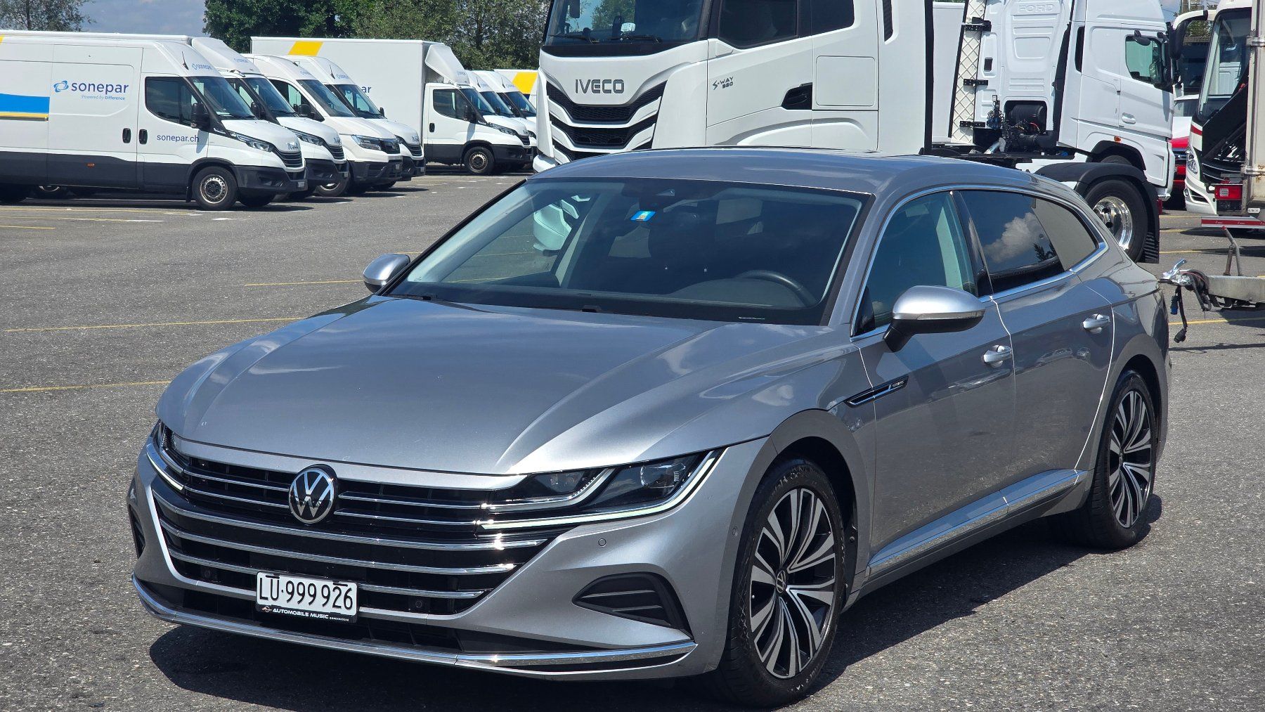 VW Autos: VW Arteon 2.0 TDI 4m 200 ps – Gebraucht aus Emmenbrücke von meu_2j8p