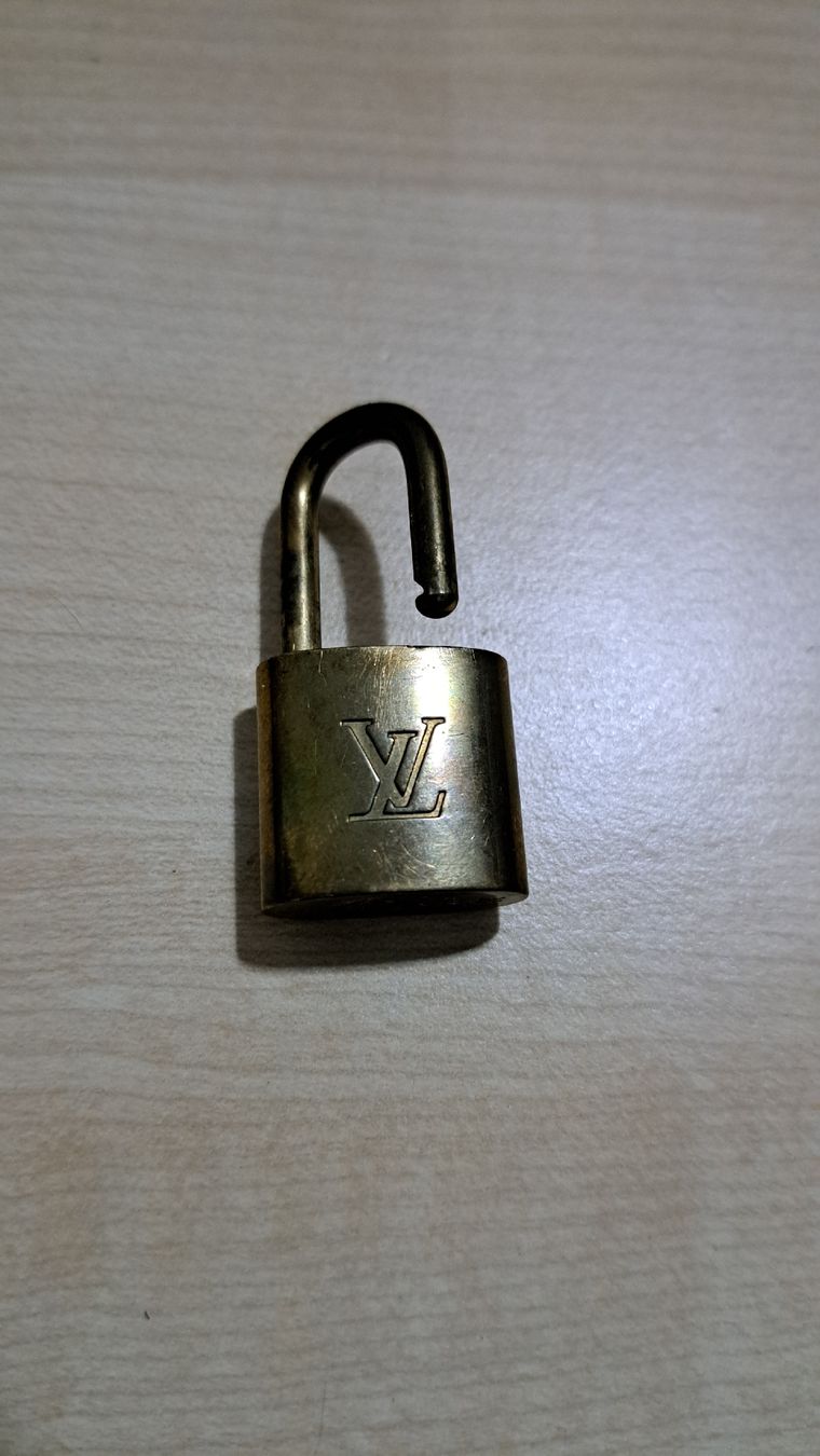 Schlösser: Cadenas sans click ,Louis Vuitton – Gebraucht aus Meyrin von Zahra011