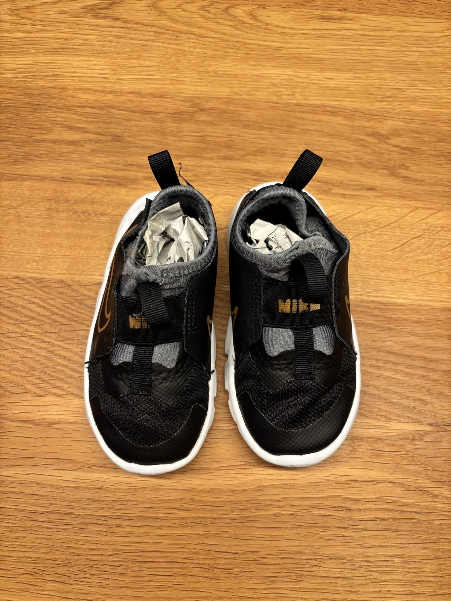 Nike Scarpe per ragazzi: Nike Turnschuhe  – Usato da Muhen venduto da Claudi1985 4