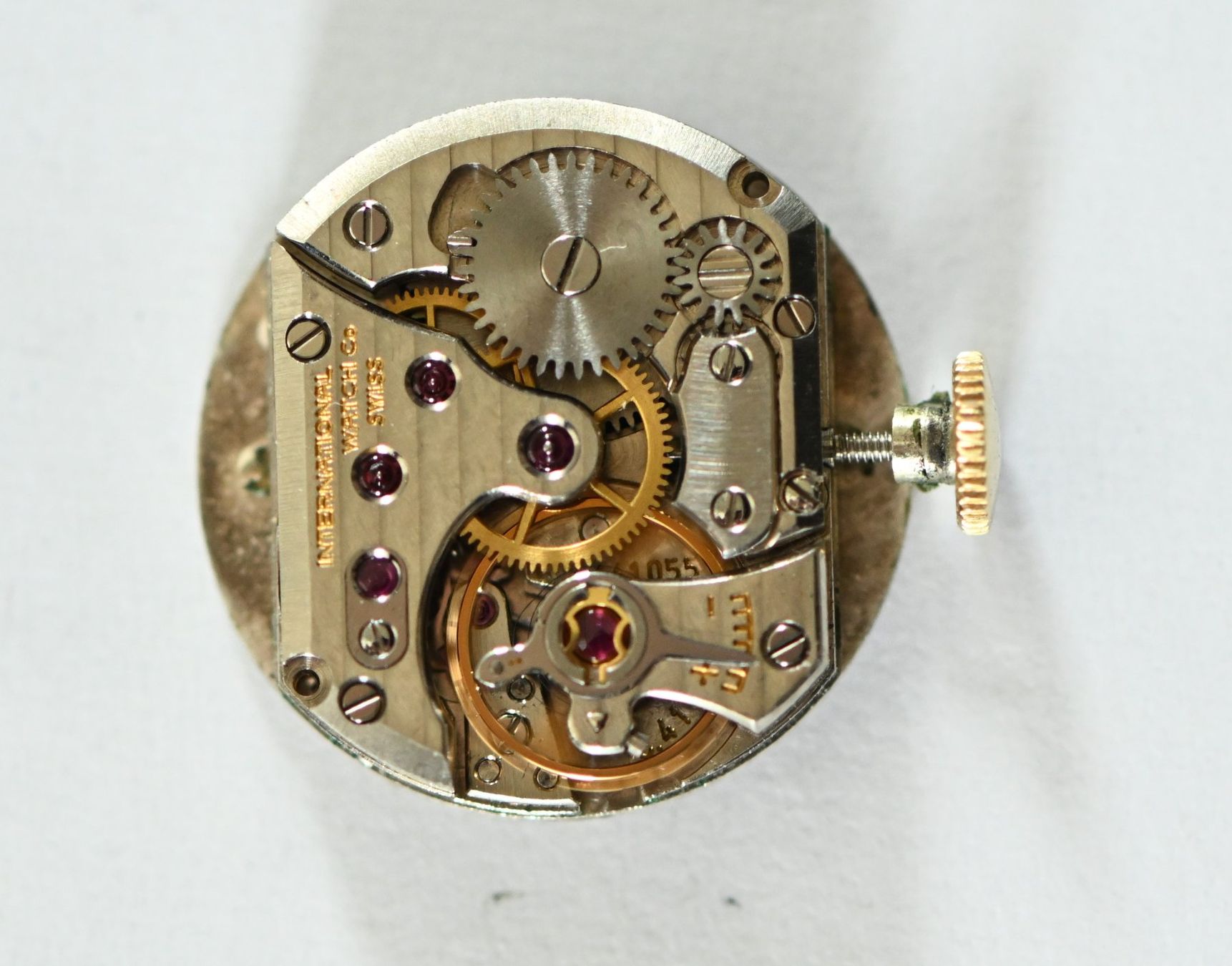 IWC Uhren: IWC Damenuhrwerk – Gebraucht aus Ehrendingen von nicoro50 1