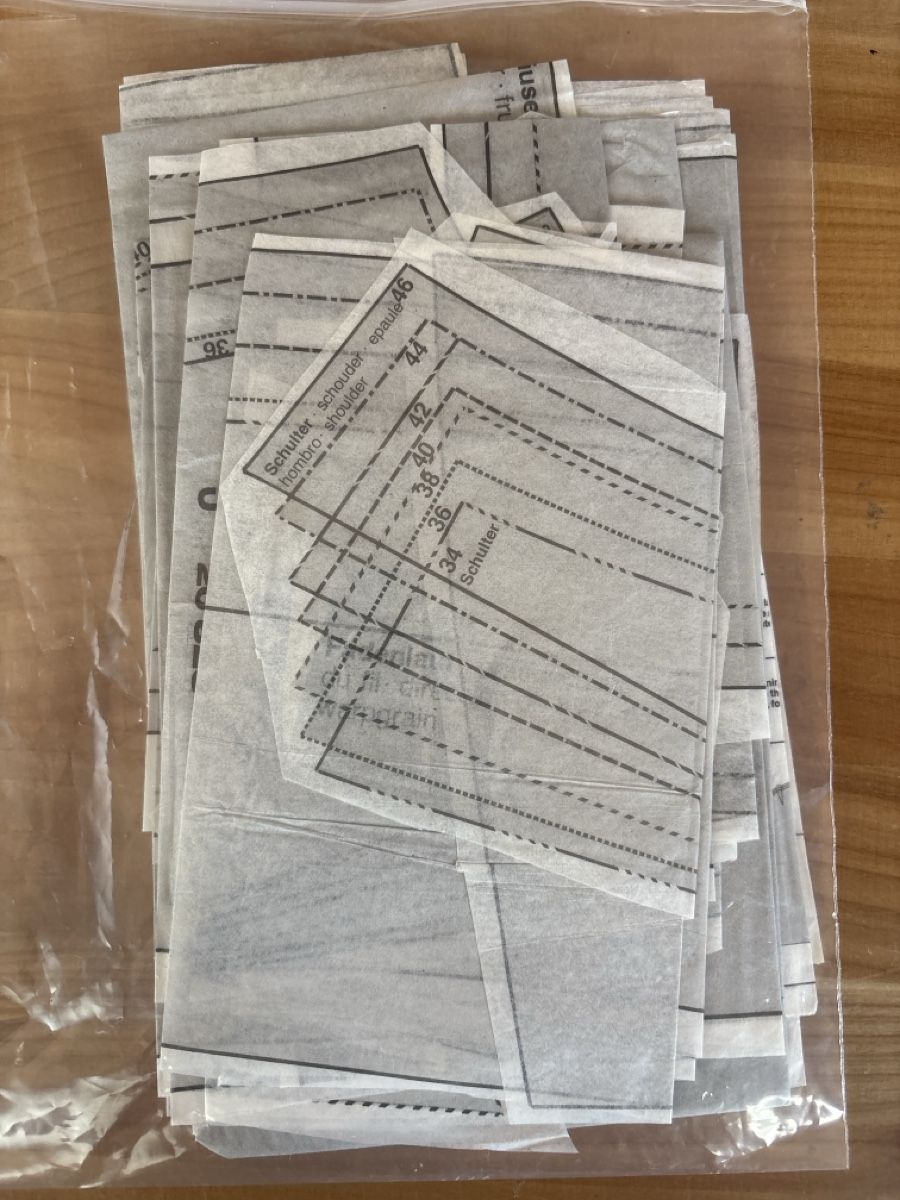 Cartamodelli: Schnittmuster für Damen Kleid – Usato da Rümlang venduto da euqinom16 1