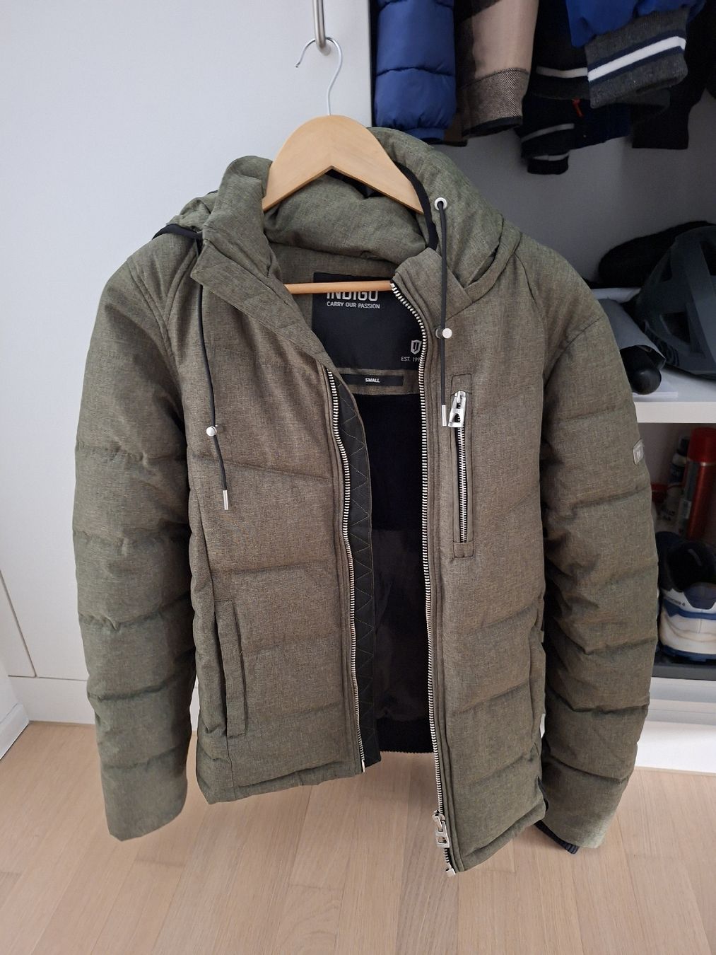 Vestes: Winterjacke – D'occasion à Büron par rog_k687