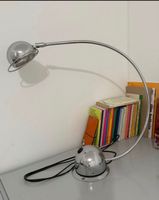 Lampe Chrom im Space Age Stil