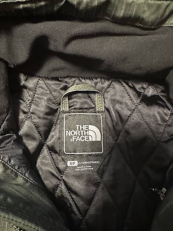 North Face Giacche: The North Face Winterjacke – Usato da Regensdorf venduto da Ksam01 3
