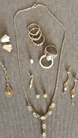 Schmuck Konvolut Ringe, Ohrringe, Ohrstecker und Halskette