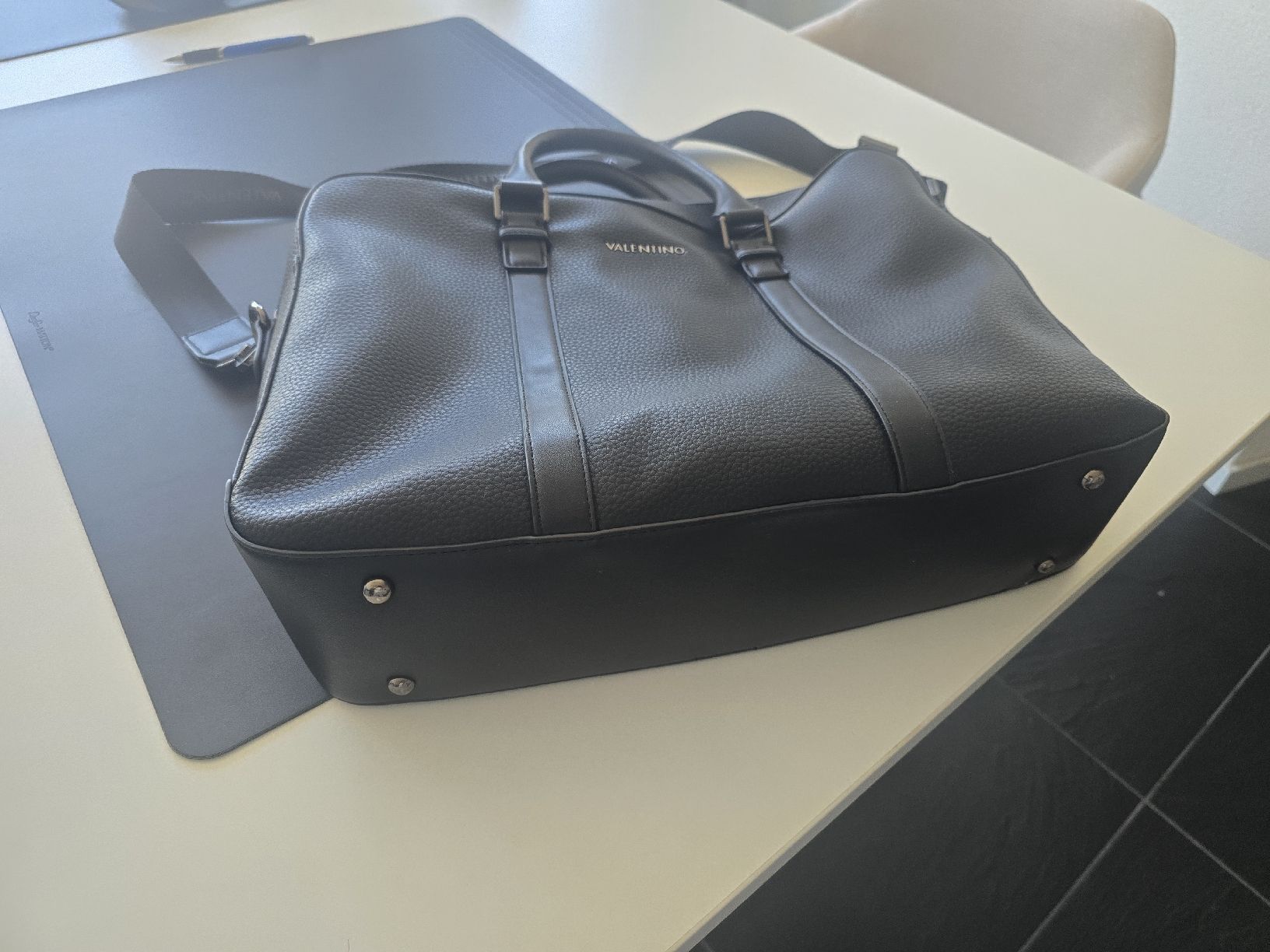 Valentino Taschen: Sac ordinateur marque Valentino – Neu (gemäss Beschreibung) aus St-Sulpice VD von Celmi007 7