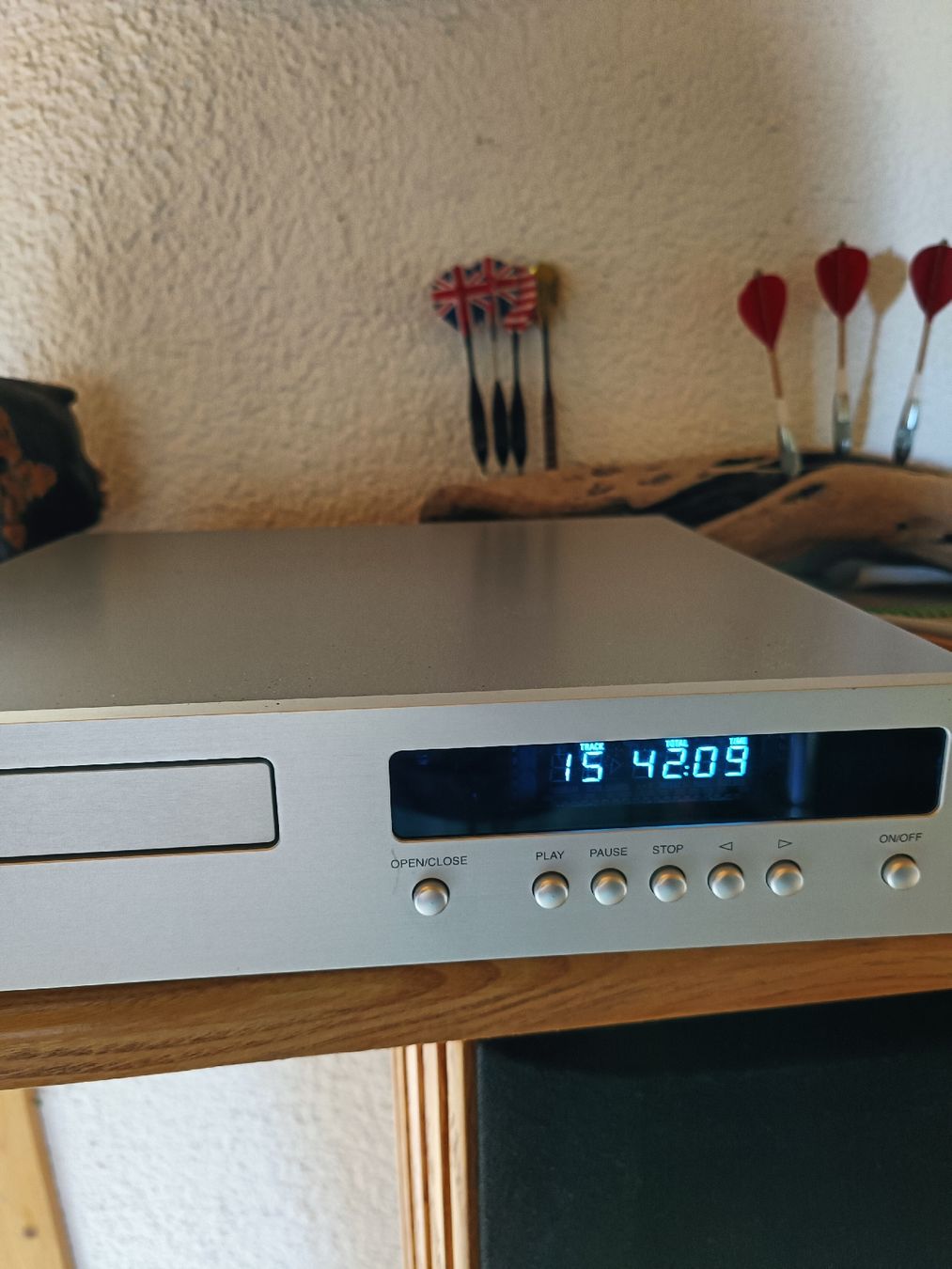 Neukomm Systèmes audio & multimédias: CD- Player Neukomm CD32 – D'occasion à Steffisburg par zulg03 6