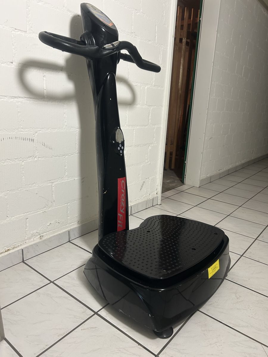 Vélos d'appartement: Crazy Fit Vibrationsplatte gebraucht – D'occasion à Dübendorf par Jul7 1