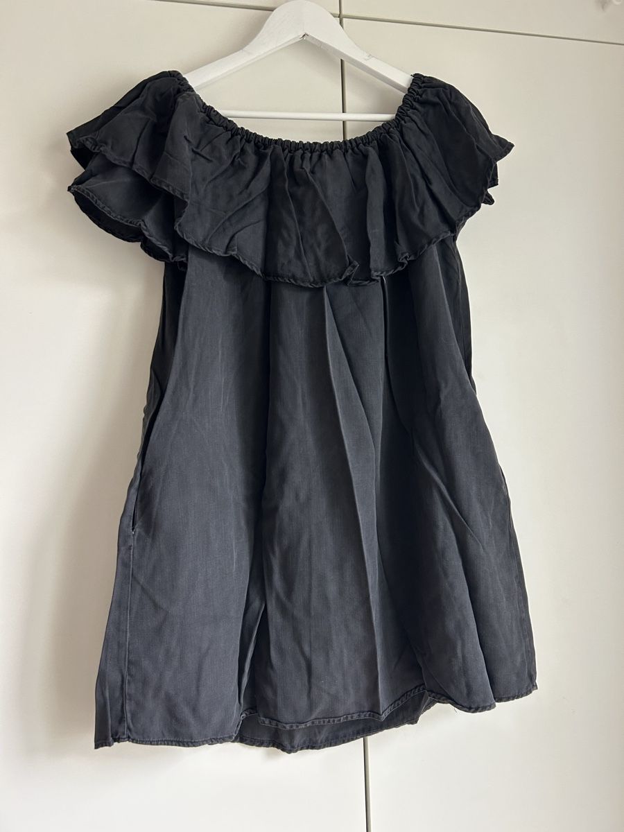 Zara Vestiti: Schwarzes Zara Kleid mit Volant - L – Usato da Zürich venduto da Lolaa123 1