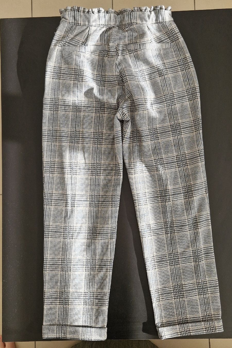 Vertbaudet Hosen: Pantalon fille Vertbaudet  – Gebraucht aus St-Prex von all_6mhx 1