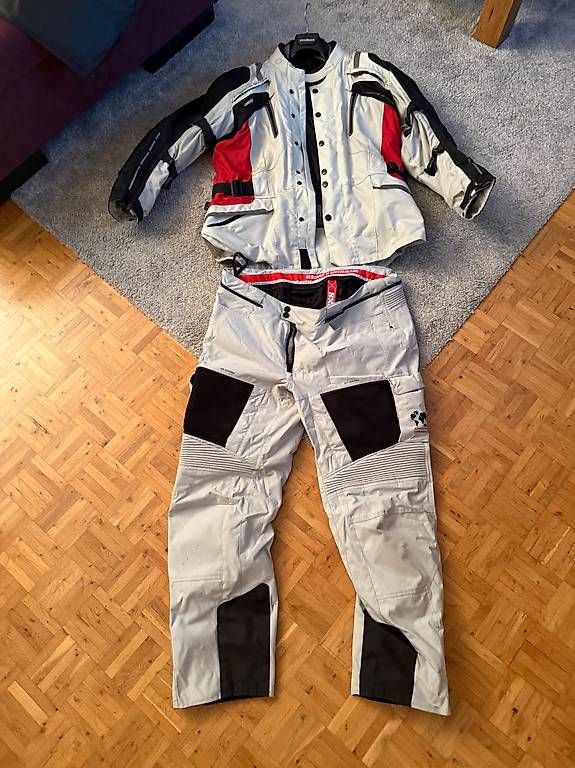 Lotti di vestiti: Motorradjacke und -hose von iXS – Usato da Geroldswil venduto da kiss03 3