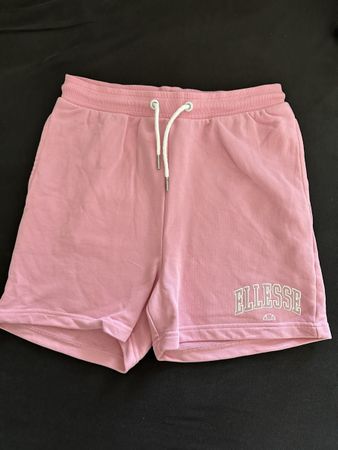 Short Ellesse