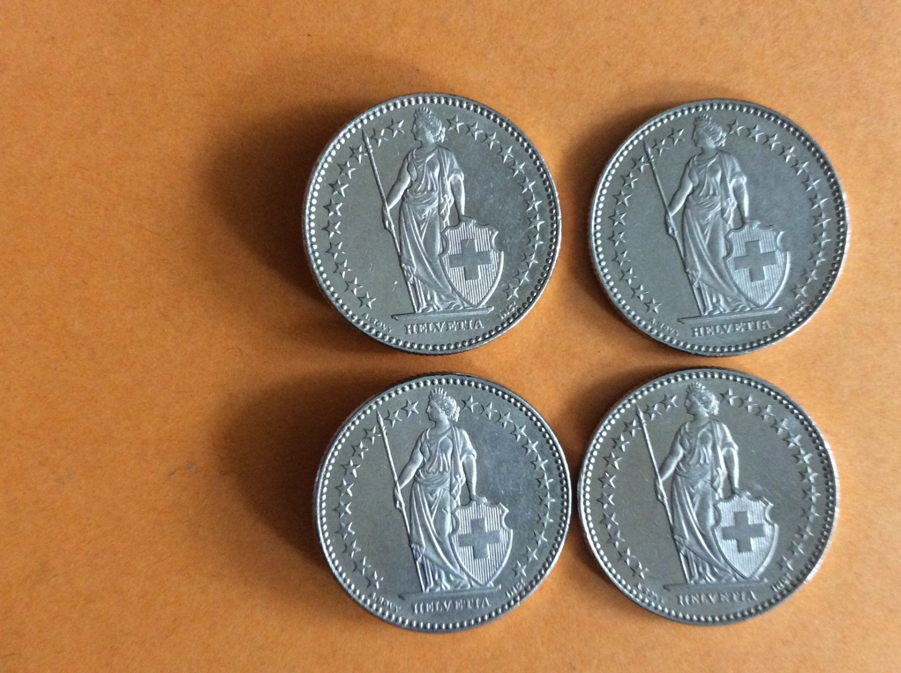 Alle Münzen: 2 francs 2013-2014-2016-2016 – Gebraucht aus Genève von pie_fh2d 1