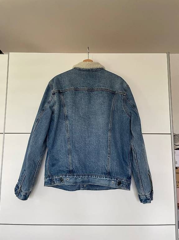 Levi's Jacken: Levis Jeansjacke Grösse L – Gebraucht aus Brislach von MarcB. 1