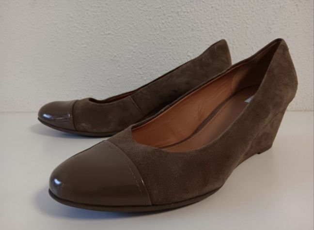 Geox Scarpe da donna: Elegant Wedge Pumps, Geox, Size 39 – Nuovo (secondo la descrizione) da Zürich venduto da alu_dzr7 2