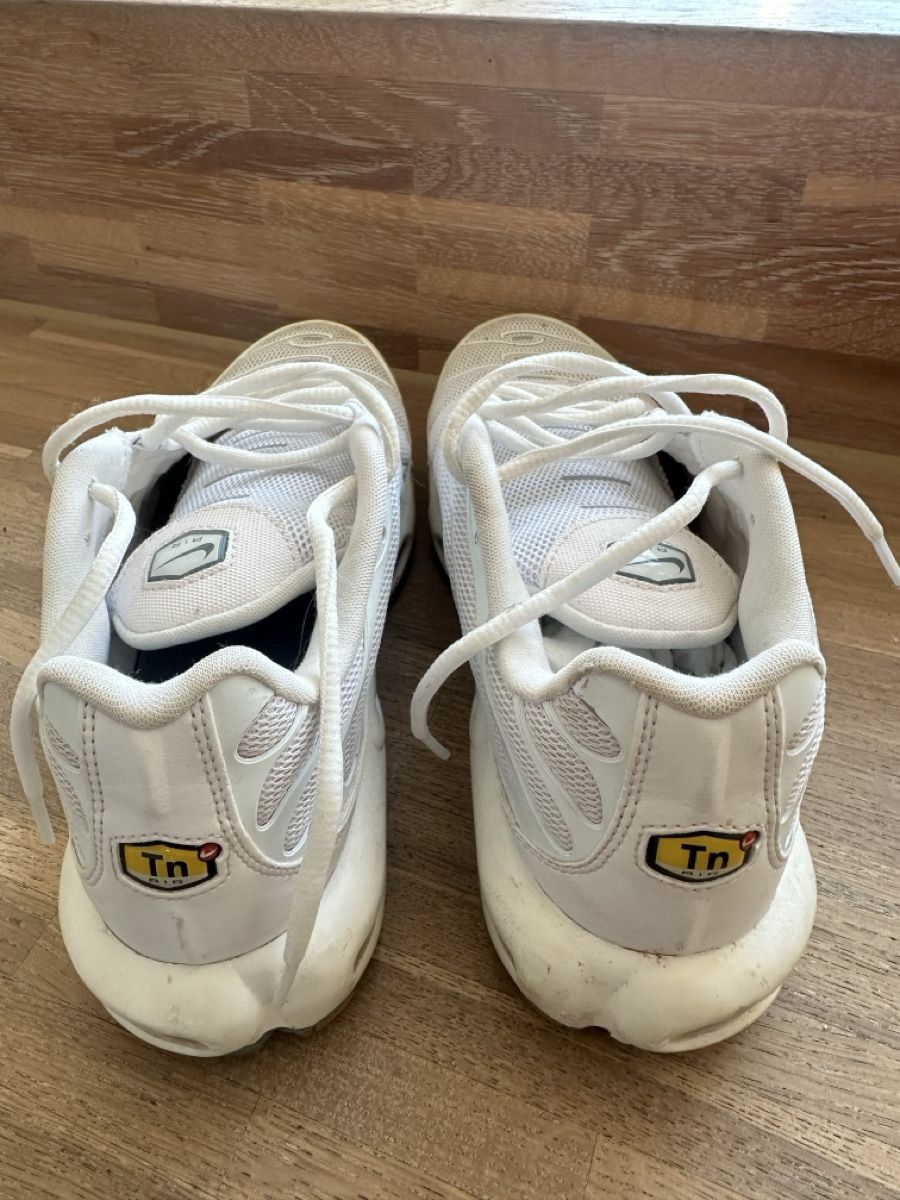 Nike Scarpe da uomo: Nike Air TN gr 42 – Usato da Muntelier venduto da miu77 1