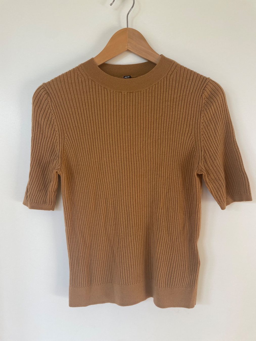 Uniqlo Pullover & Sweatshirts: Uniqlo Feinstrick Pullover/Kurzarm-Pullover 100% Wolle Gr L – Gebraucht aus Neukirch an der Thur von bee88