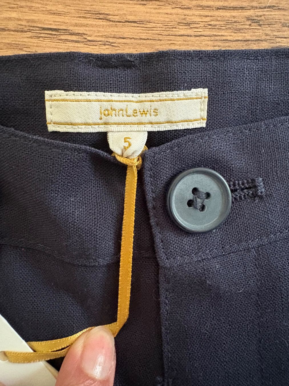 Pantaloni: NEU Set 2 John Lewis Chino Shorts – Nuovo e nell'imballaggio originale da Wilen b. Wollerau venduto da Posmind 1