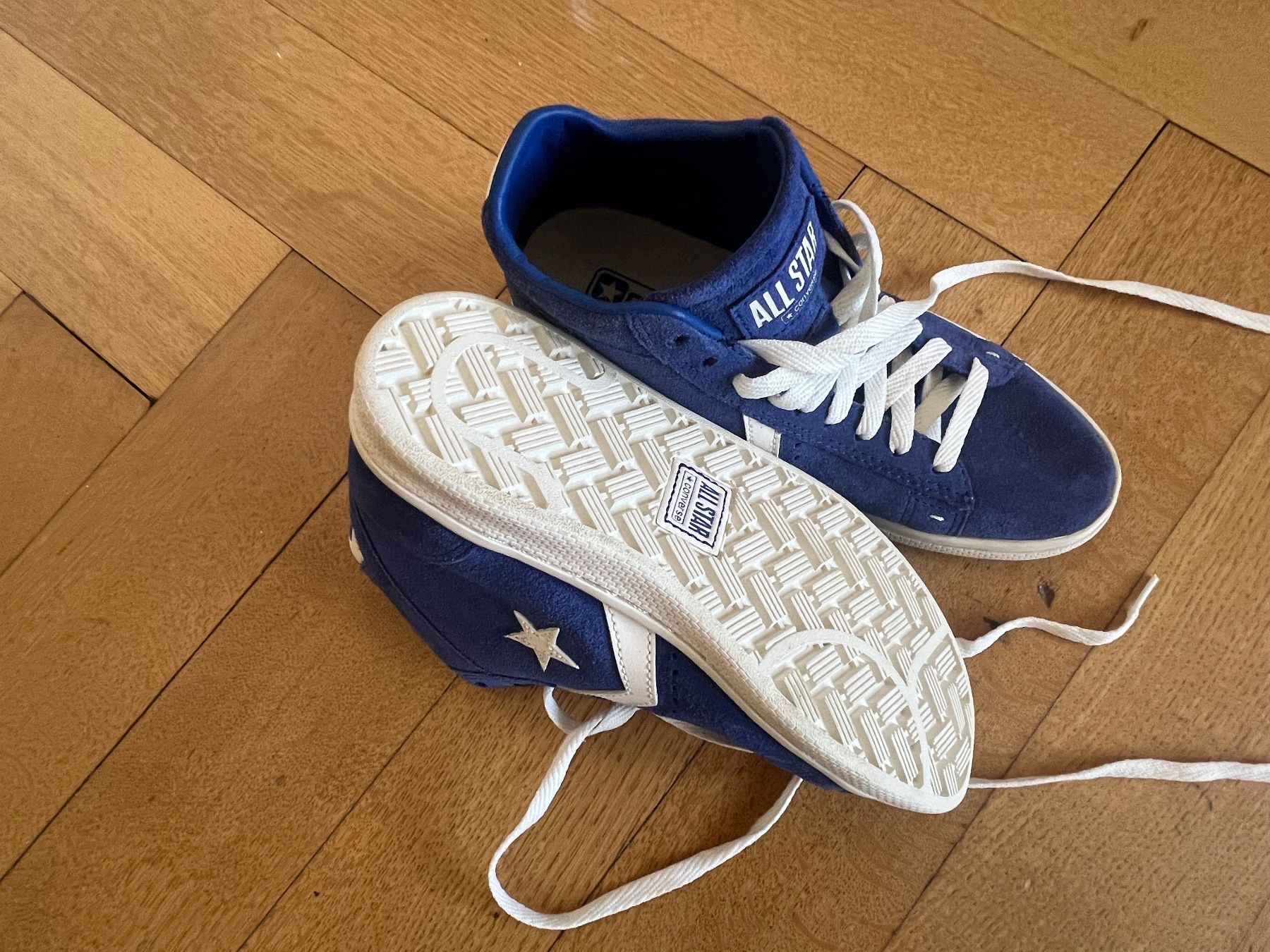Converse Scarpe da uomo: All Star Converse, Grösse 36.5, ungetragen – Nuovo (secondo la descrizione) da Bern venduto da hmarion 1