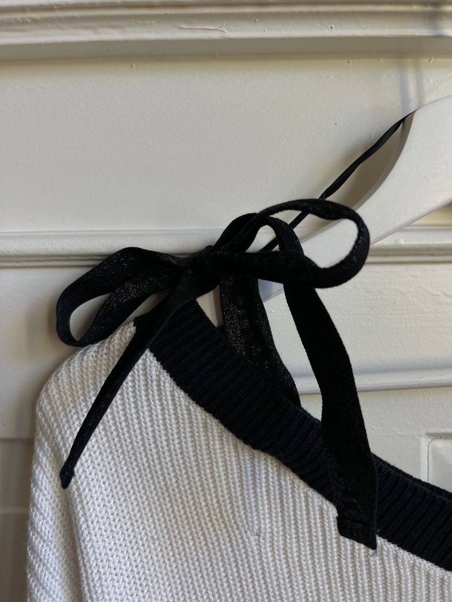 Hugo Boss Maglioni & Felpe: Hugo Boss Knit Sweater – Usato da Zürich venduto da Mirouch 2