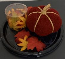 *HERBST - DEKO MIT BLÄTTERN/KÜRBIS* NEU/UNTERLAGE 33CM - DM