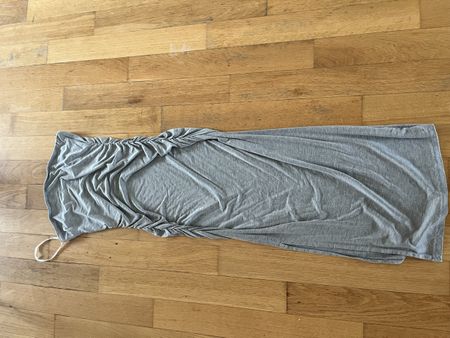 Graues Sommerkleid, Grösse M, ideal für warme Tage!