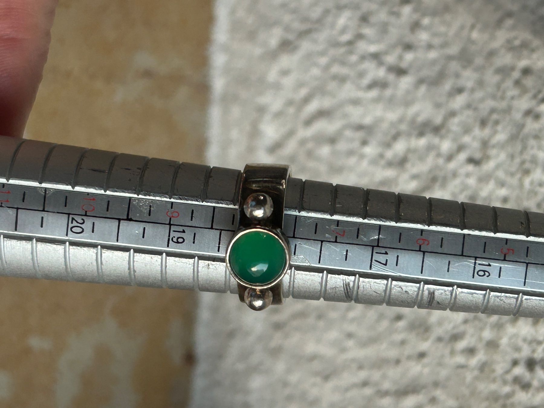 Anelli: Silber Ring mit grünem Stein (Grösse 57) – Usato da Laufen venduto da Bellebellezza 8