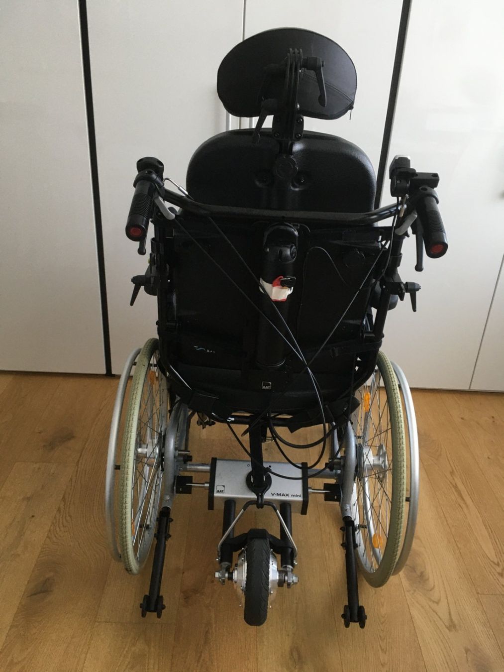 Sedie a rotelle: Pflegerollstuhl mit zus. Schiebehilfe – Usato da Sursee venduto da amh_tr9d 2