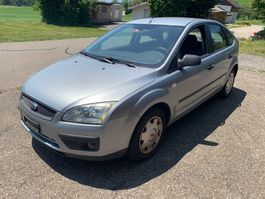 Ford Focus 1.6i 16V 121000km 2.Hand