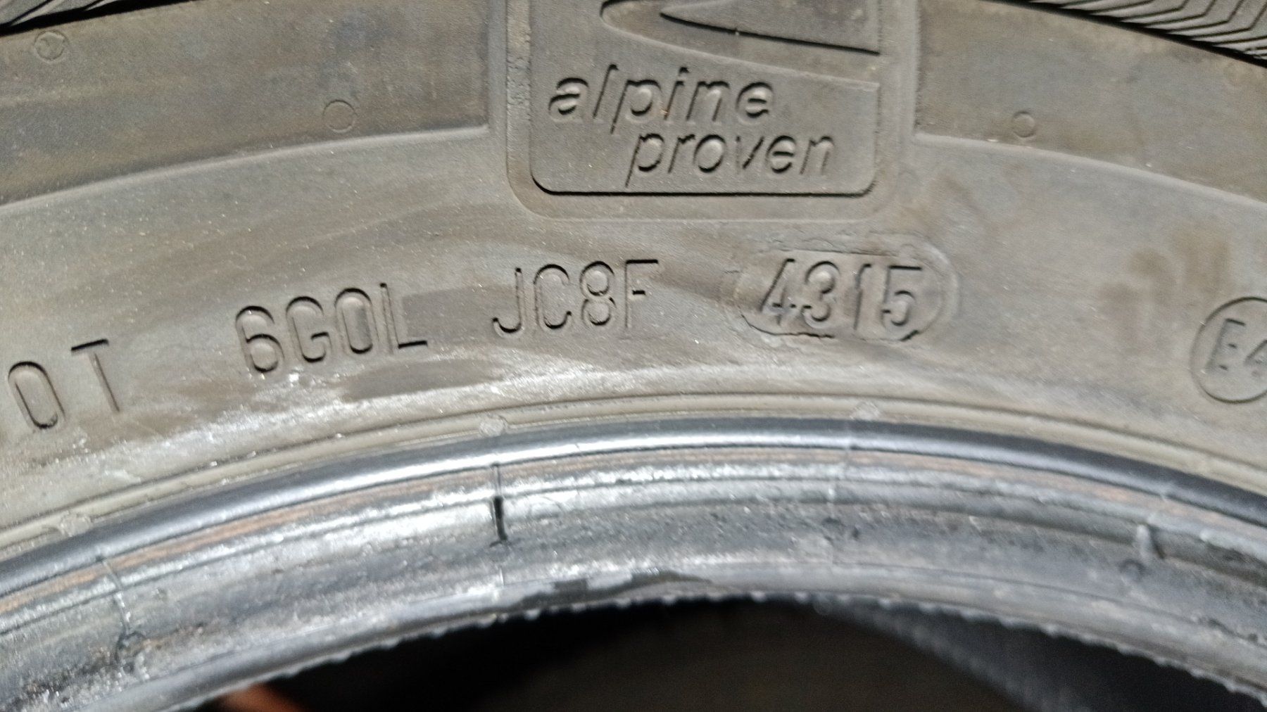 Pneumatici & Ruote complete: 2 Winterreifen Semperit 215/65 R16 C – Usato da Oensingen venduto da Mietemich24 3