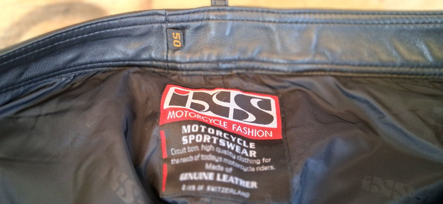 IXS Pantaloni: Lederhose IXS – Usato da Hinterfultigen venduto da Zeisel 4