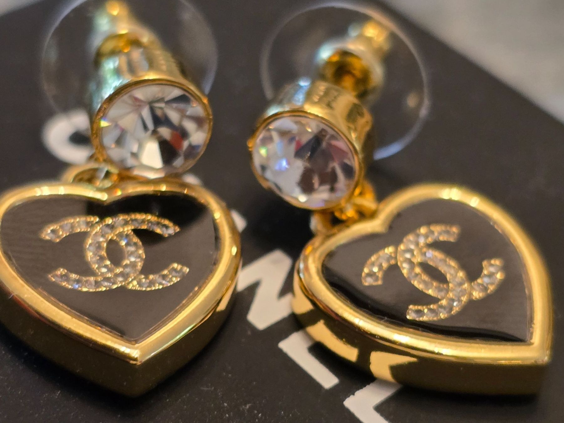 Chanel Ohrringe & -stecker: Chanel Ohrstecker mega – Gebraucht aus Bottmingen von sandy_2 3