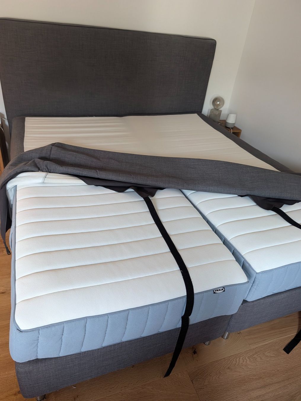 Ikea Betten: Doppelbett Boxspring grau Stoffbezug gebrauchter Zustand – Gebraucht aus Volketswil von manu-shop 2