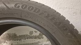4x Goodyear 225/55R17 101V Reifen guter Zustand