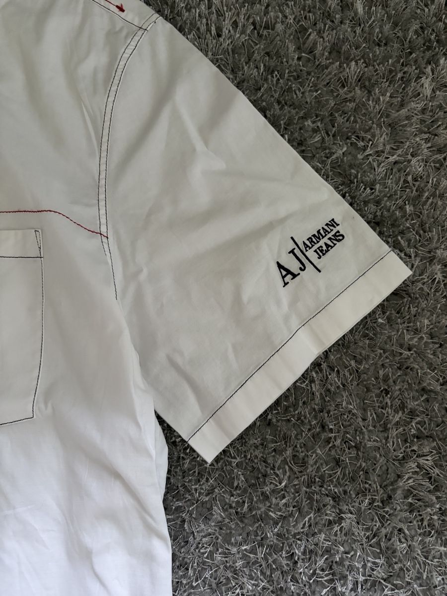 Armani Camicie: Armani Jeans White Shirt - Size L – Nuovo (secondo la descrizione) da Brislach venduto da edu_t6pq 1