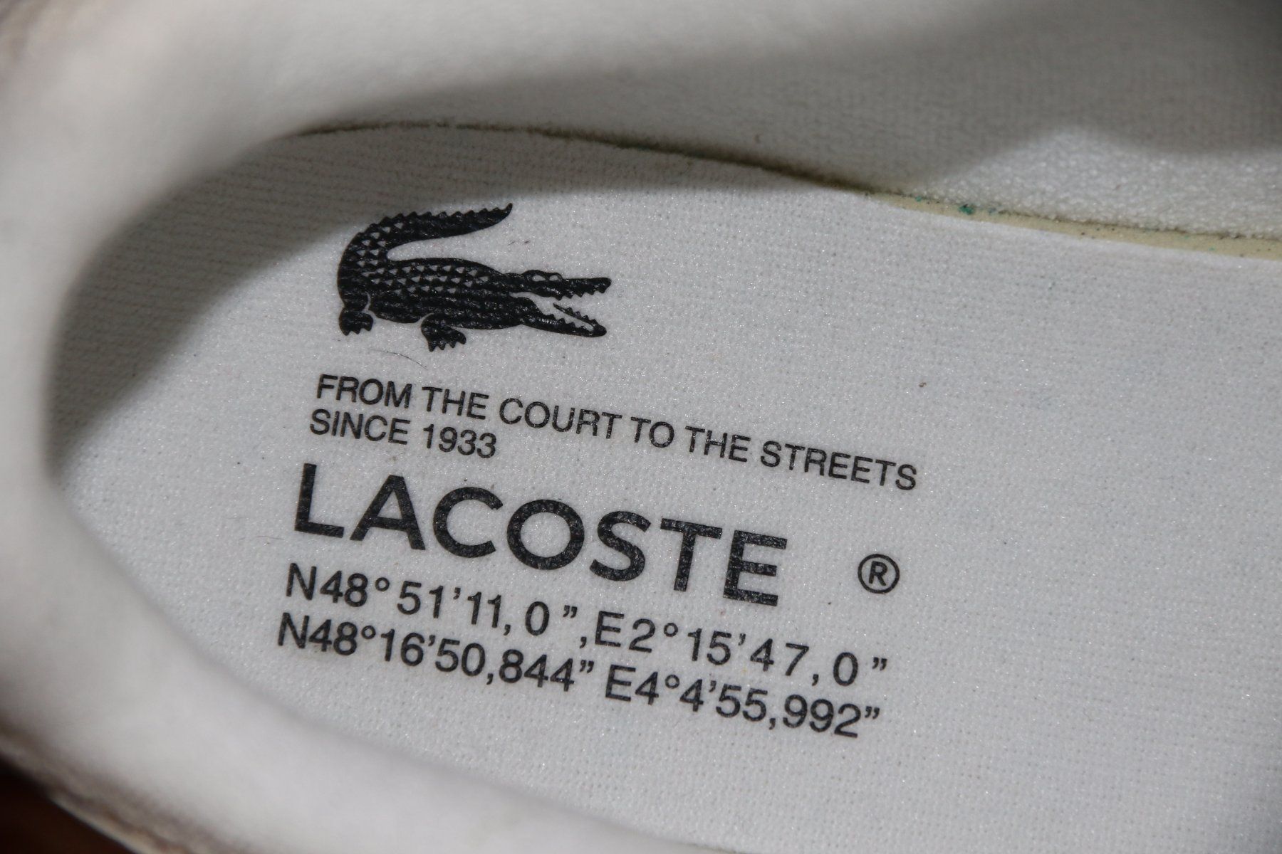 Lacoste Scarpe da uomo: Wunderschöne Schuhe von Lacoste eher Gr.43 wie neu – Nuovo (secondo la descrizione) da Oberwil-Lieli venduto da Svetlana28 9
