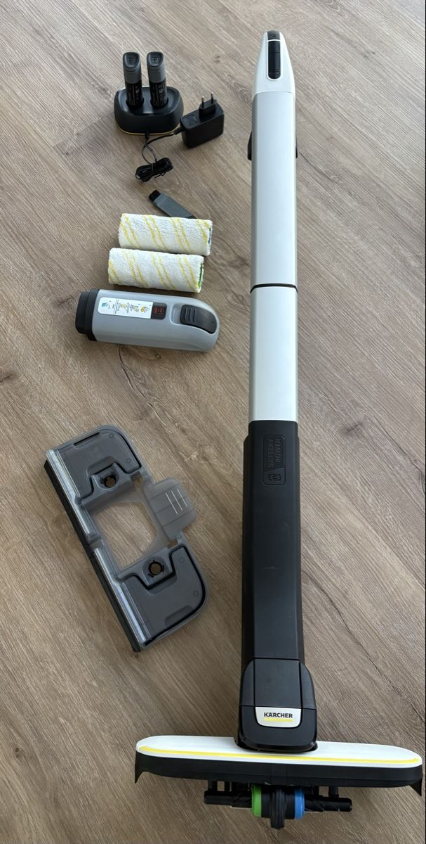 Kärcher Idropulitrici ad alta pressione: Kärcher Hartbodenreiniger – Nuovo (secondo la descrizione) da Urtenen-Schönbühl venduto da Stomps