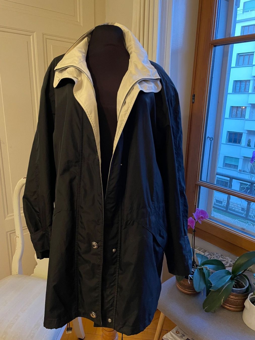 Giacche: Oversized German raincoat – Usato da Genève venduto da lailas_things