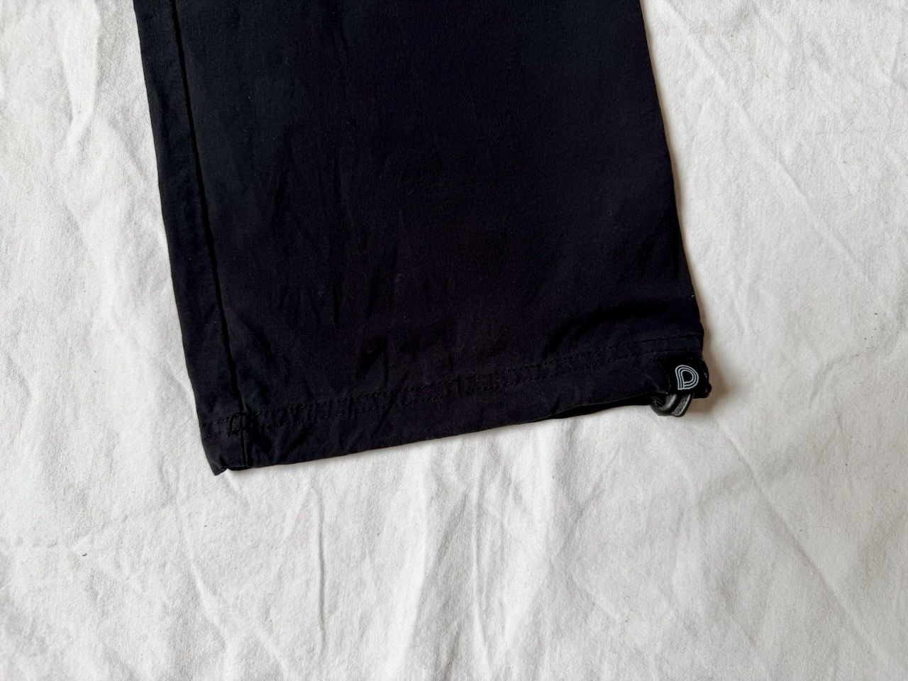 Pantaloni: Perform, Damen-Trainingshose, schwarz, Gr. 38 – Usato da Basel venduto da Solaia28 2