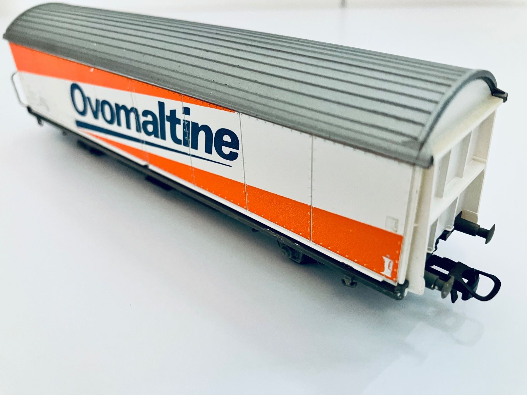 Roco Modellini di ferrovie: SBB ROCO OVOMALTINE H0 – Usato da Oberbuchsiten venduto da Orsetto24 2